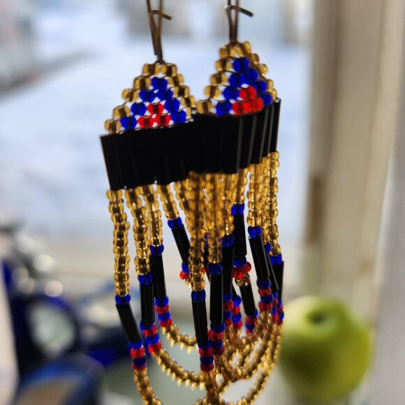 Vintage Seed bead Earrings - Picture 2 of 5